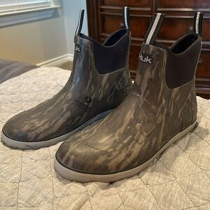 Huk Mossy Oak Rogue Wave Boots